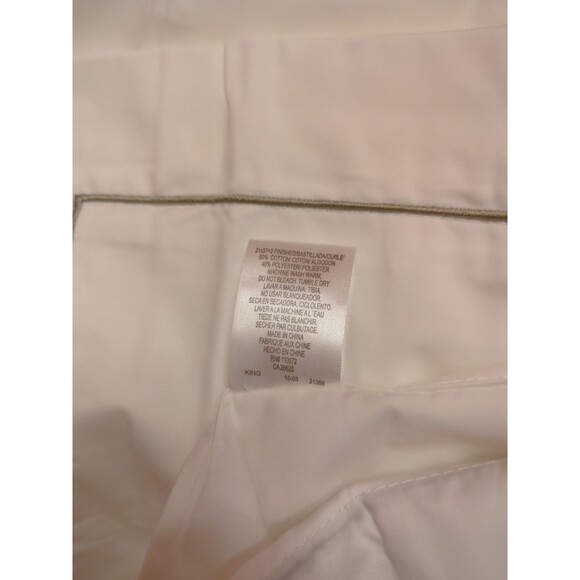 Hilton Hotel Pillowcase Sham White Sateen With Gray Stripe King Set 2 - Picture 14 of 15